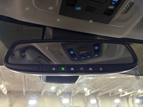 Certified 2022 Toyota Camry XLE w/ Navigation Package image 26