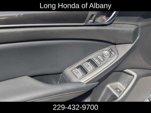 Used 2021 Honda Accord Sport image 11