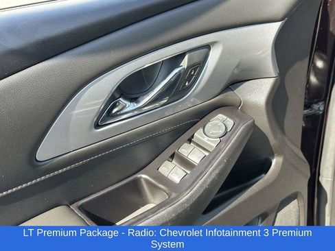 Used 2020 Chevrolet Traverse LT w/ LT Premium Package AWD/4WD image 13