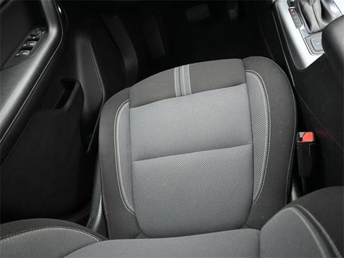 Used 2023 Chevrolet Blazer LT image 13