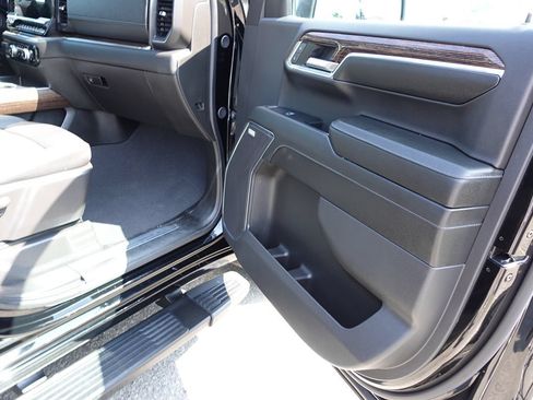 Used 2024 GMC Sierra 1500 Elevation w/ Elevation Premium Package AWD/4WD image 33