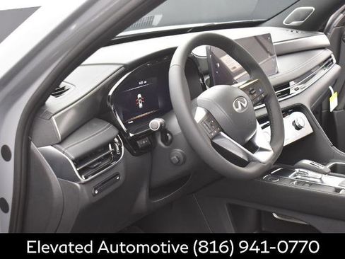 Certified 2025 INFINITI QX60 Luxe w/ Black Edition image 7