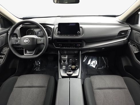 Used 2026 Nissan Rogue SV AWD/4WD image 10