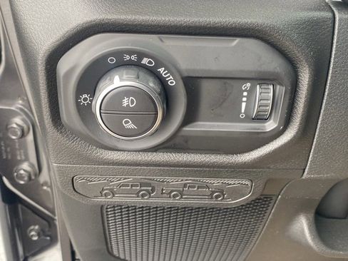 New 2025 Jeep Gladiator Sport image 27