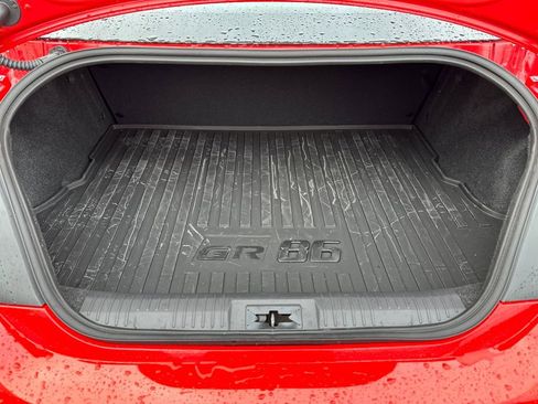 Used 2026 Toyota GR86 Premium w/ ALL Weather Mat Package (TMS) image 6