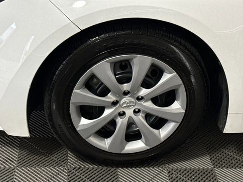 Used 2023 Toyota Corolla LE FWD image 12