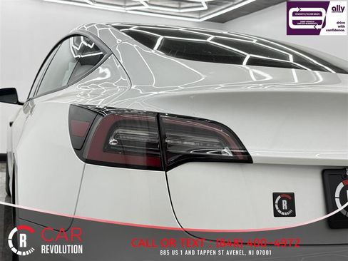 Used 2022 Tesla Model 3 Long Range AWD/4WD image 40