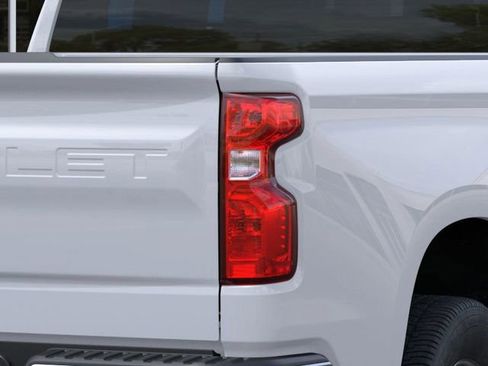 New 2026 Chevrolet Silverado 1500 W/T image 11
