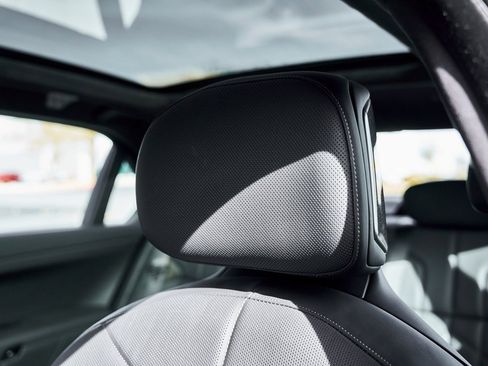 Used 2024 BMW 760i xDrive 760i xDrive image 46