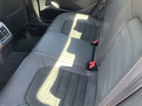 Used 2014 Volkswagen Passat TDI SEL Premium FWD image 16