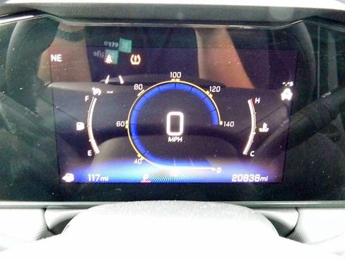 Used 2025 Chevrolet TrailBlazer LT image 16