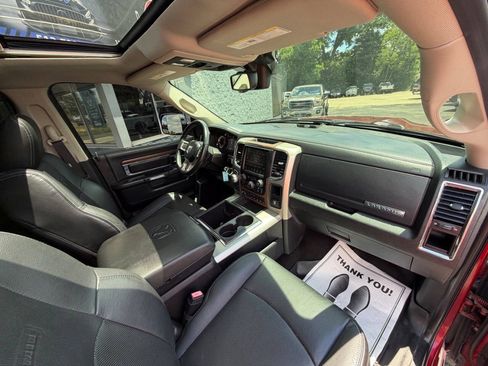Used 2015 RAM 1500 Laramie AWD/4WD image 29