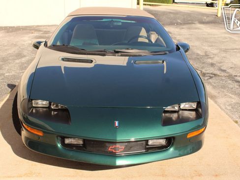 Used 1995 Chevrolet Camaro Z28 image 22