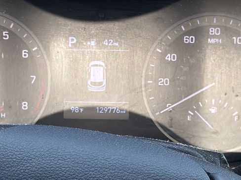 Used 2020 Hyundai Tucson Sport FWD image 30