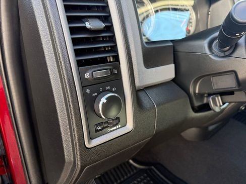 Used 2020 RAM 1500 Tradesman w/ Chrome Plus Package image 28