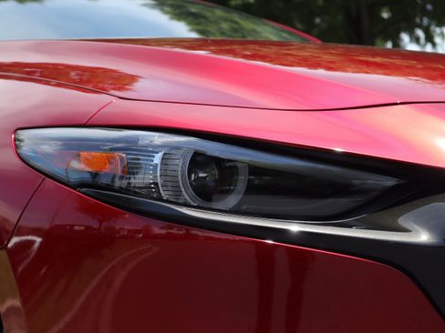 New 2026 MAZDA MAZDA3 2.5 S Hatchback w/ Premium Pkg FWD image 24