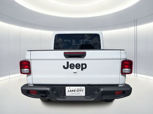 New 2026 Jeep Gladiator Sport AWD/4WD image 5