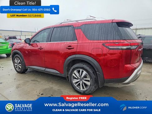 Used 2023 Nissan Pathfinder SL AWD/4WD image 3