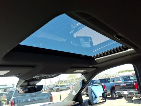 New 2026 GMC Sierra 2500 AT4 w/ AT4 Premium Plus Package image 16