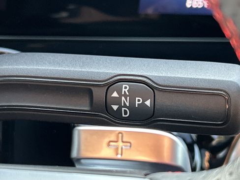 Certified 2025 Mercedes-Benz GLA 250 4MATIC image 29