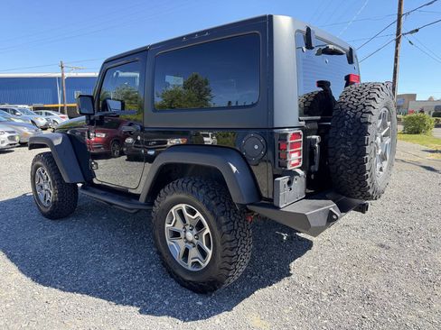 Used 2013 Jeep Wrangler Sport AWD/4WD image 5