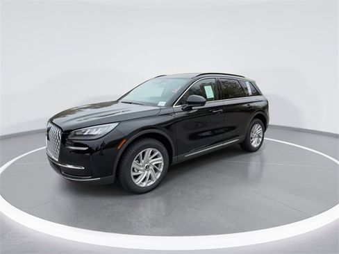 New 2026 Lincoln Corsair Premiere image 4