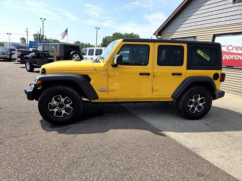 Used 2019 Jeep Wrangler Unlimited Sport S image 8