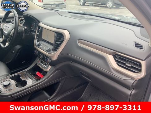Used 2023 GMC Acadia Denali w/ Denali Technology Package image 29
