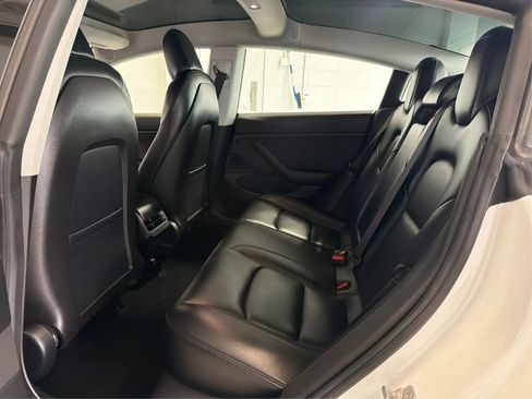 Used 2019 Tesla Model 3 Long Range image 10