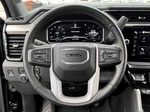 Used 2025 GMC Sierra 2500 Denali image 22