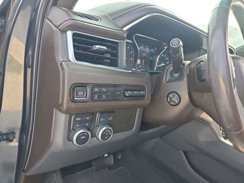Used 2021 GMC Yukon Denali w/ LPO, Illumination Package image 14