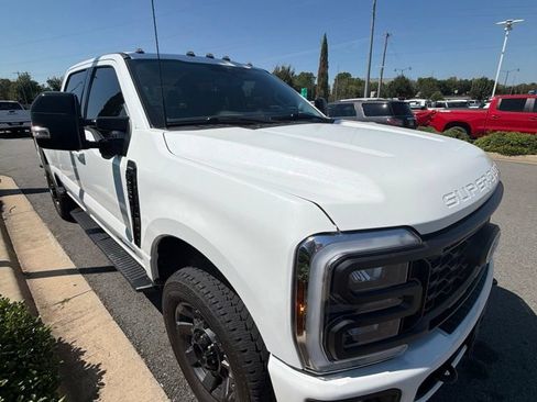Used 2024 Ford F250 Lariat w/ Lariat Ultimate Package AWD/4WD image 6