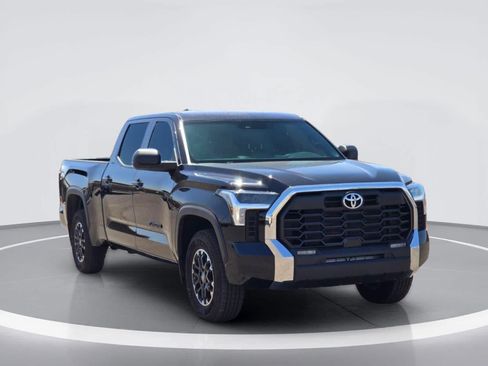 Used 2026 Toyota Tundra SR5 w/ TRD Off-Road Package AWD/4WD image 8