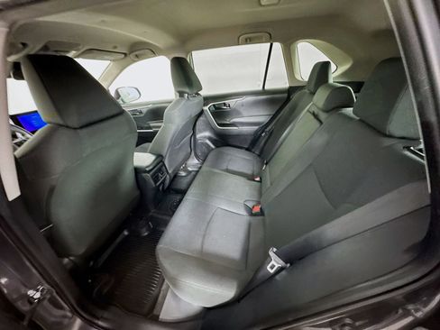 Certified 2024 Toyota RAV4 LE AWD/4WD image 22