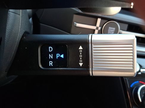 Certified 2025 Hyundai Santa Fe SEL image 15