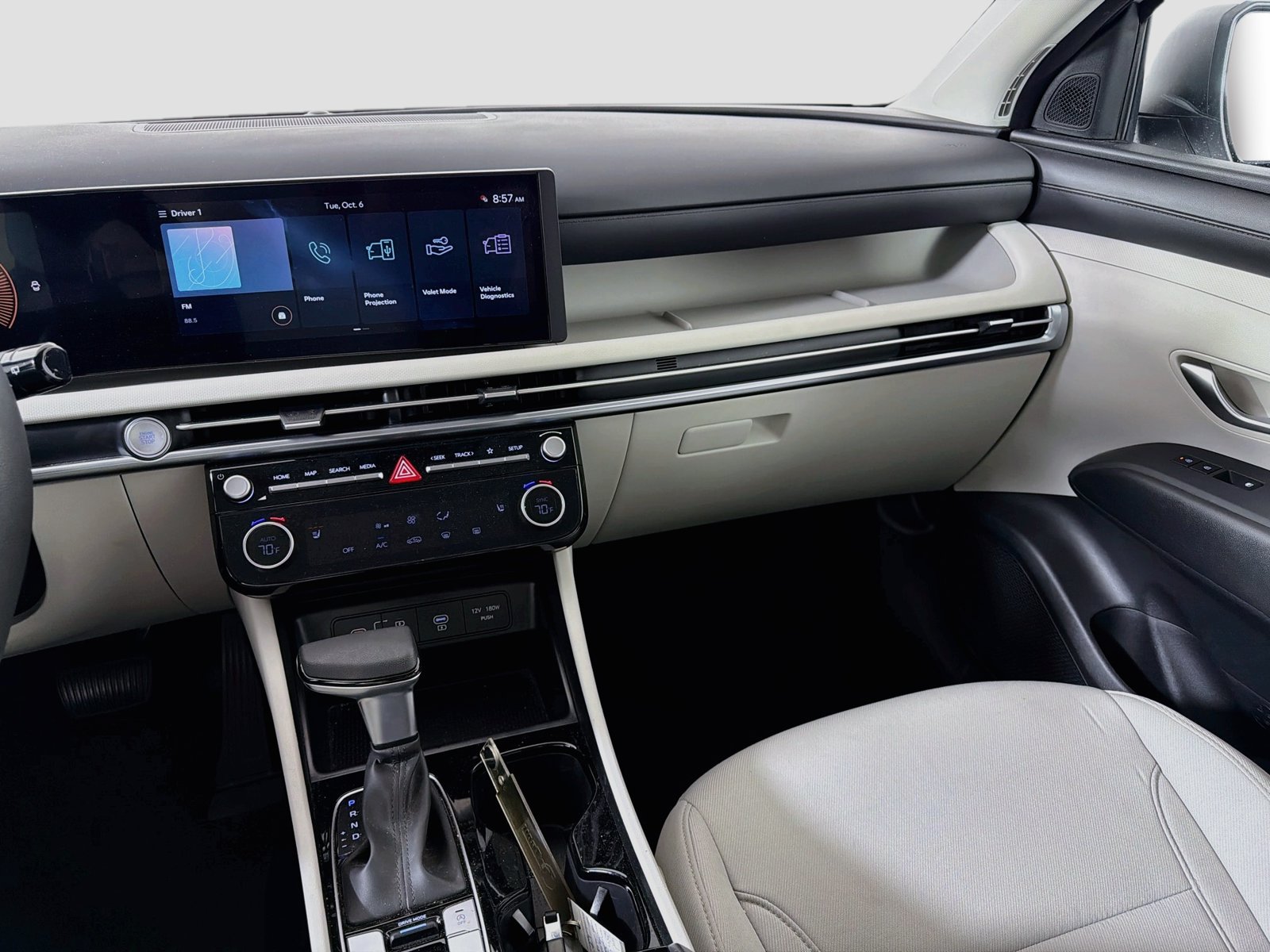 Used 2026 Hyundai Tucson SEL FWD image 25