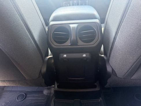 Used 2024 Jeep Wrangler Unlimited AWD/4WD image 14