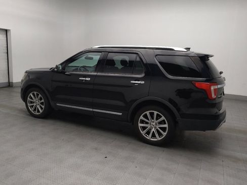 Used 2017 Ford Explorer Limited image 3