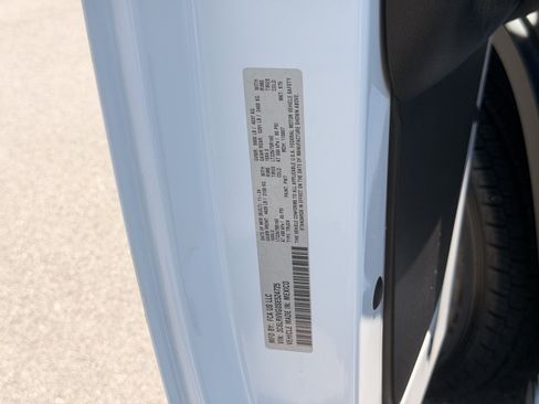 Used 2025 RAM ProMaster 2500 w/ U-Haul Equipment Group FWD image 49