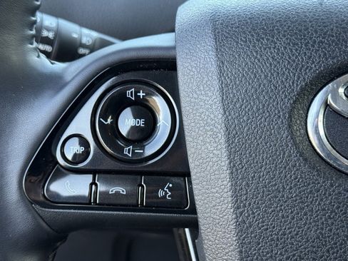 Certified 2020 Toyota Prius Prime Limited w/ Carpet Mat Package image 22