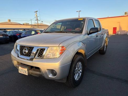 Used 2019 Nissan Frontier SV AWD/4WD image 8