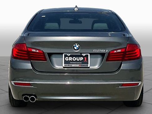 Used 2014 BMW 528i Sedan RWD image 4