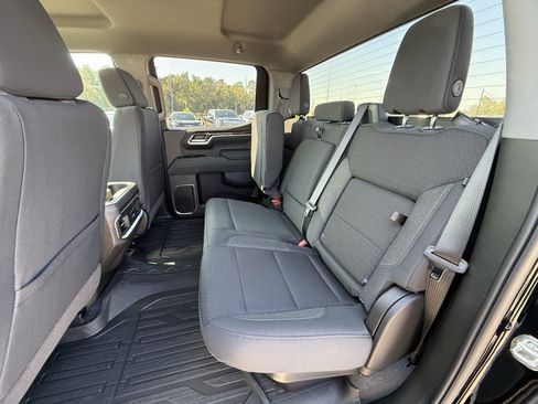 New 2026 GMC Sierra 1500 Elevation image 16