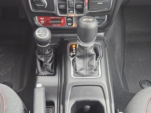 New 2026 Jeep Wrangler Unlimited Rubicon image 11