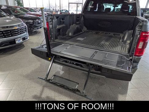 Used 2022 Ford F150 XLT w/ Equipment Group 302A High image 9