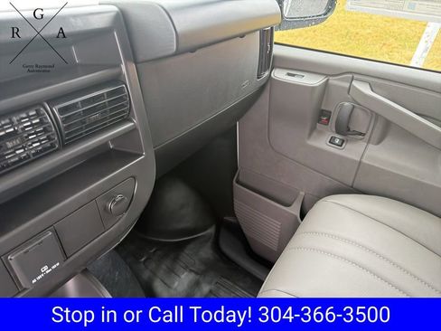 New 2025 Chevrolet Express 3500 w/ Driver Convenience Package RWD image 30