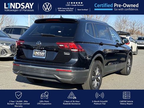 Certified 2022 Volkswagen Tiguan SE image 2