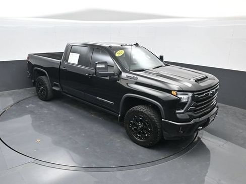 Used 2024 Chevrolet Silverado 2500 High Country w/ Midnight Edition AWD/4WD image 1