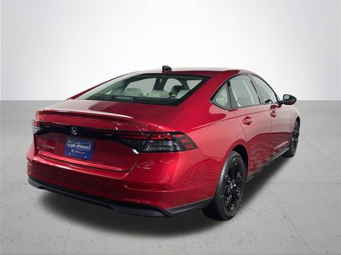 New 2025 Honda Accord SE image 6