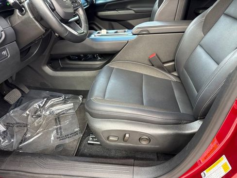 Used 2025 Chevrolet Equinox EV LT w/ Convenience Package FWD image 21